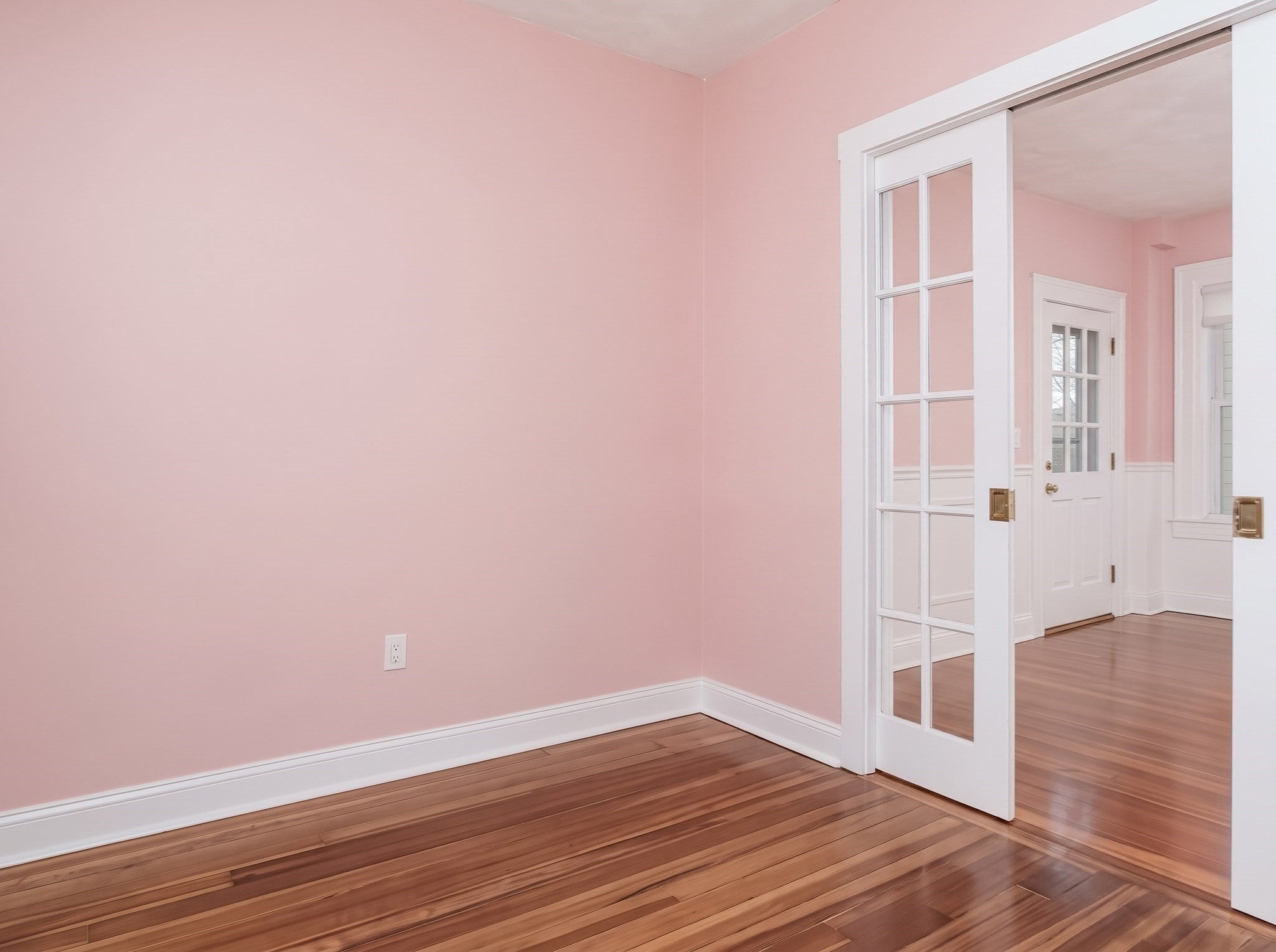 33 Vine St #2, Melrose, MA Photo #22