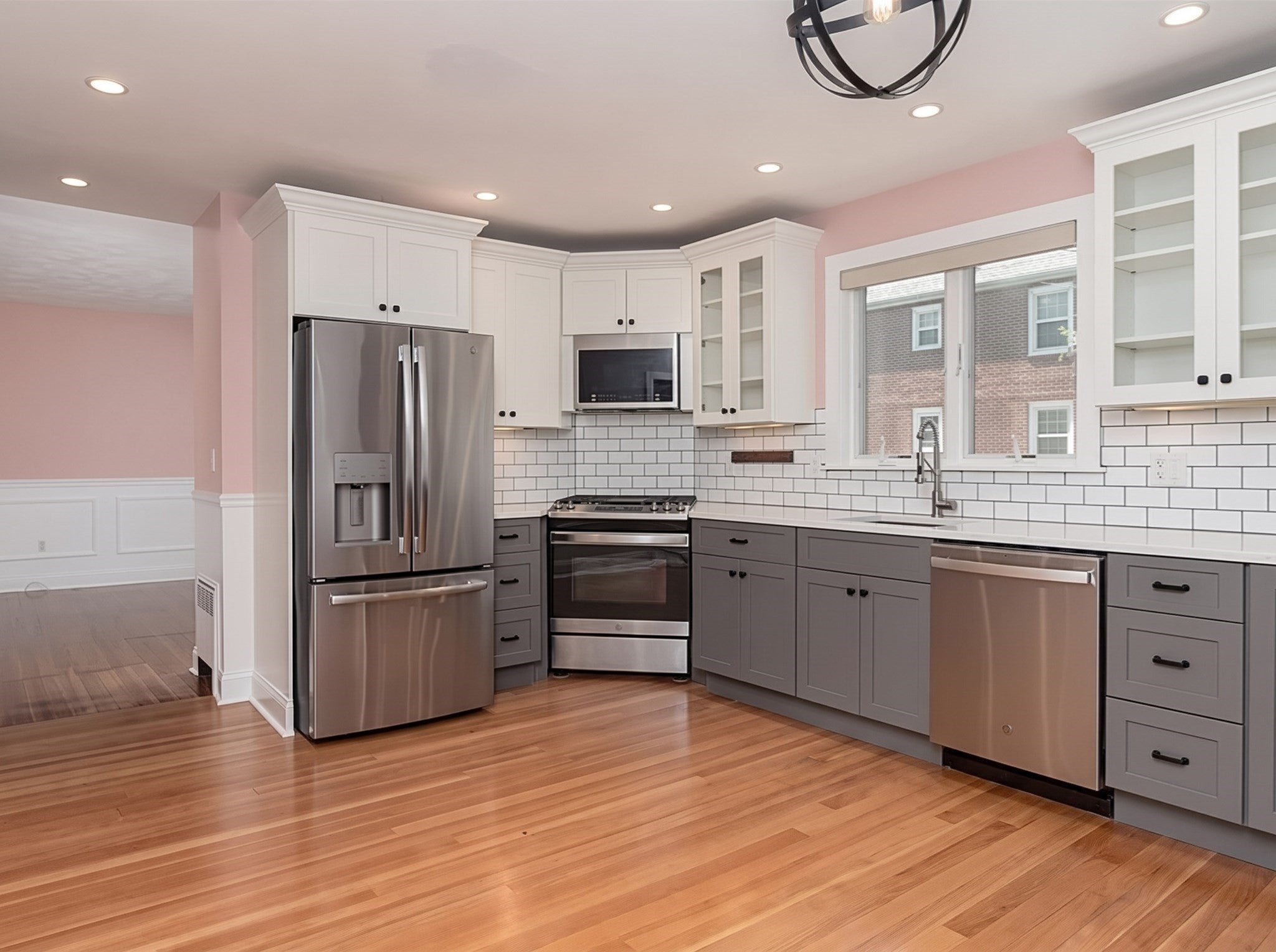 33 Vine St #2, Melrose, MA Photo #8