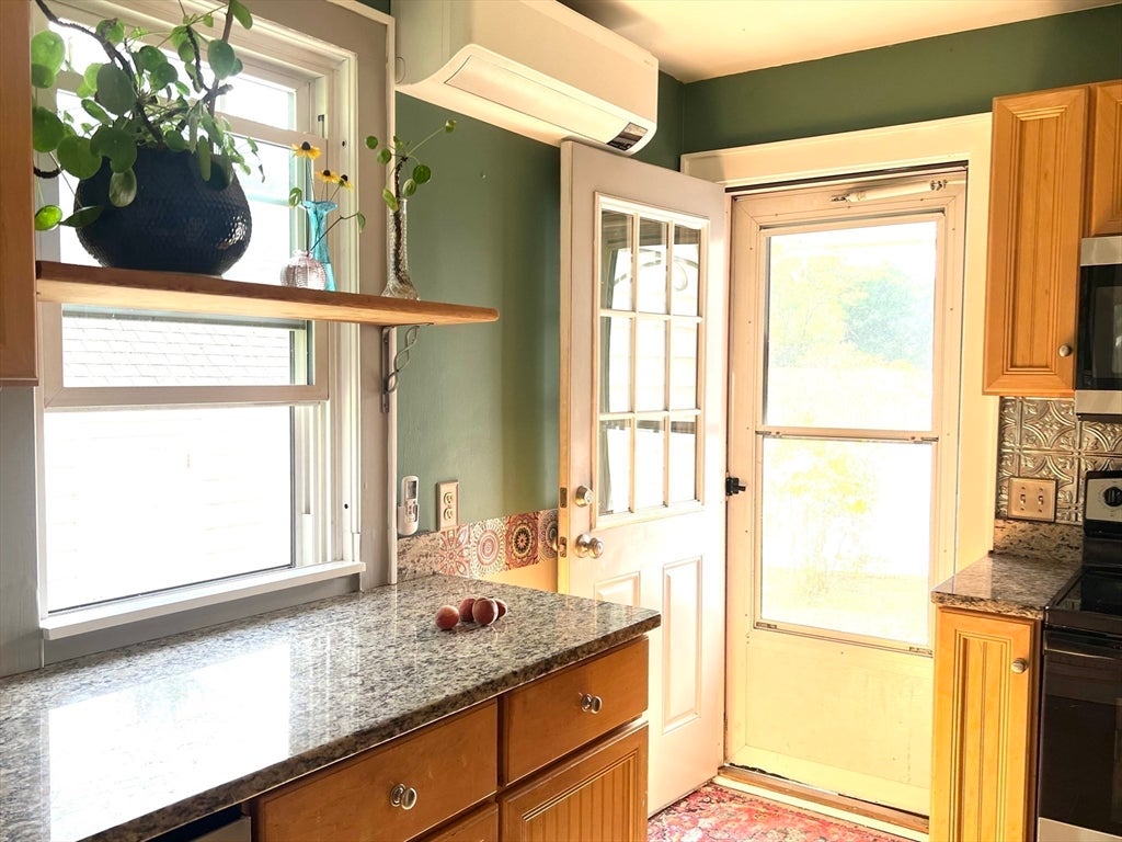 13 West Street, Deerfield, MA, 13 West Street, Deerfield, MA Photo #12