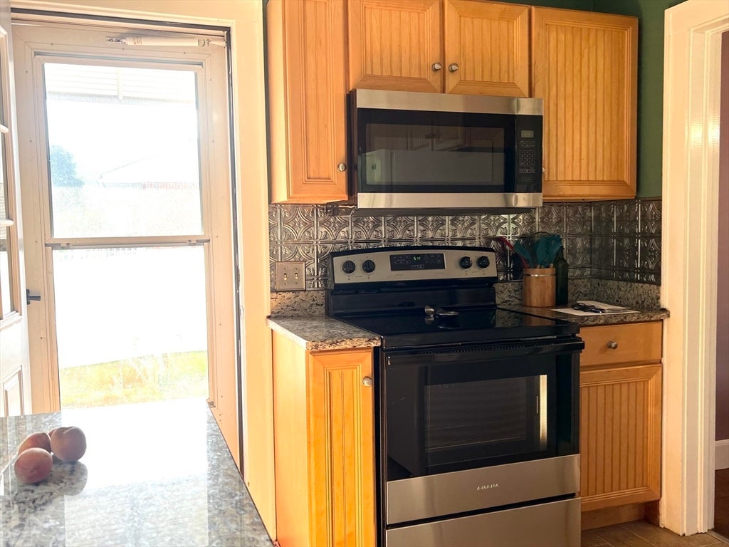 13 West Street, Deerfield, MA, 13 West Street, Deerfield, MA Photo #13