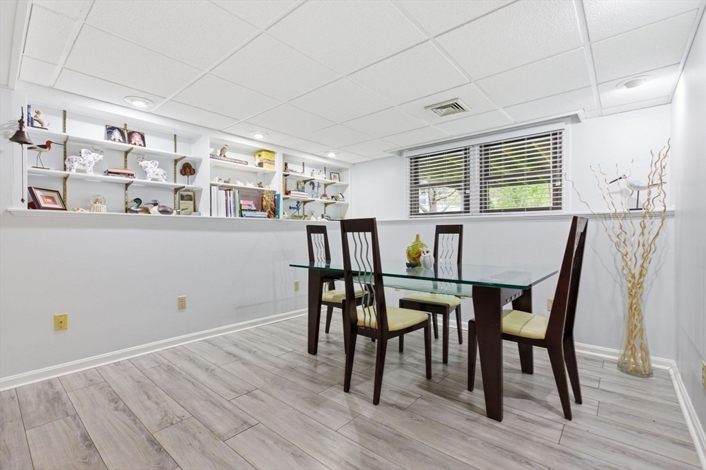 2 Sandspur Ln, North Reading, MA Photo #28