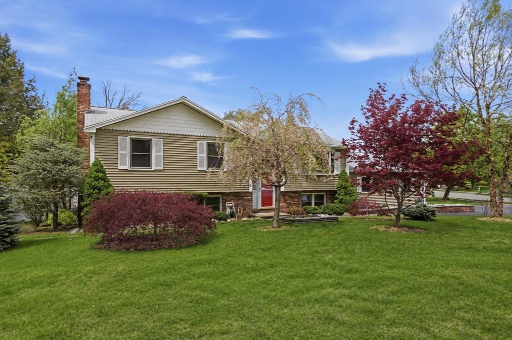 2 Sandspur Ln, North Reading, MA Photo #33