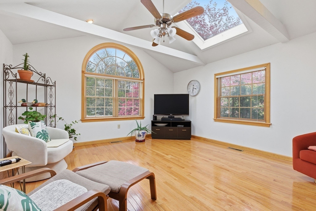 2 Sandspur Ln, North Reading, MA Photo #17