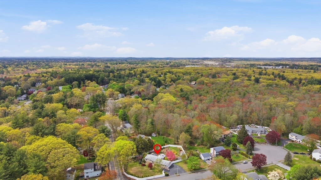 2 Sandspur Ln, North Reading, MA Photo #6