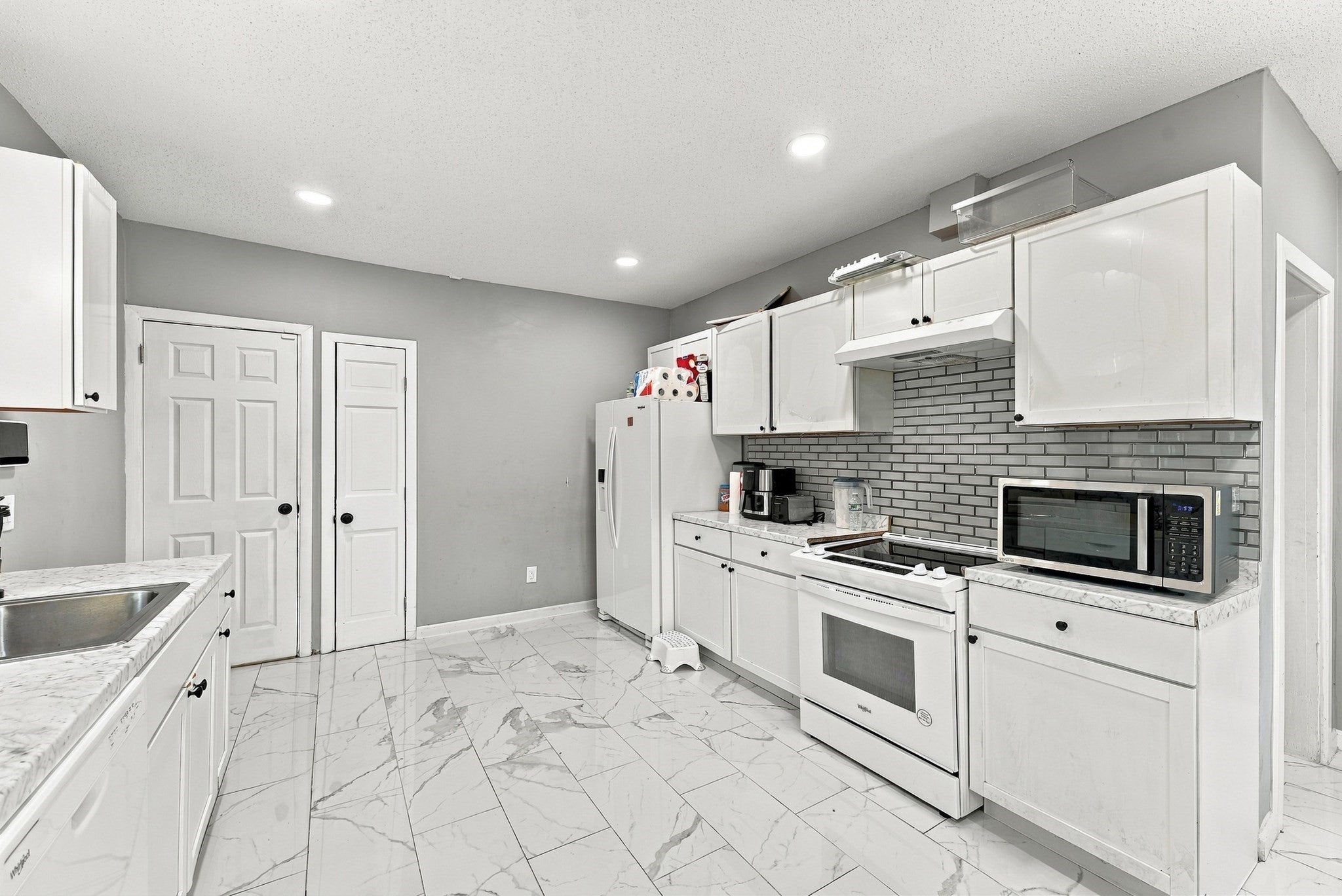 31 Burton Street, Springfield, MA, 31 Burton Street, Springfield, MA Photo #6