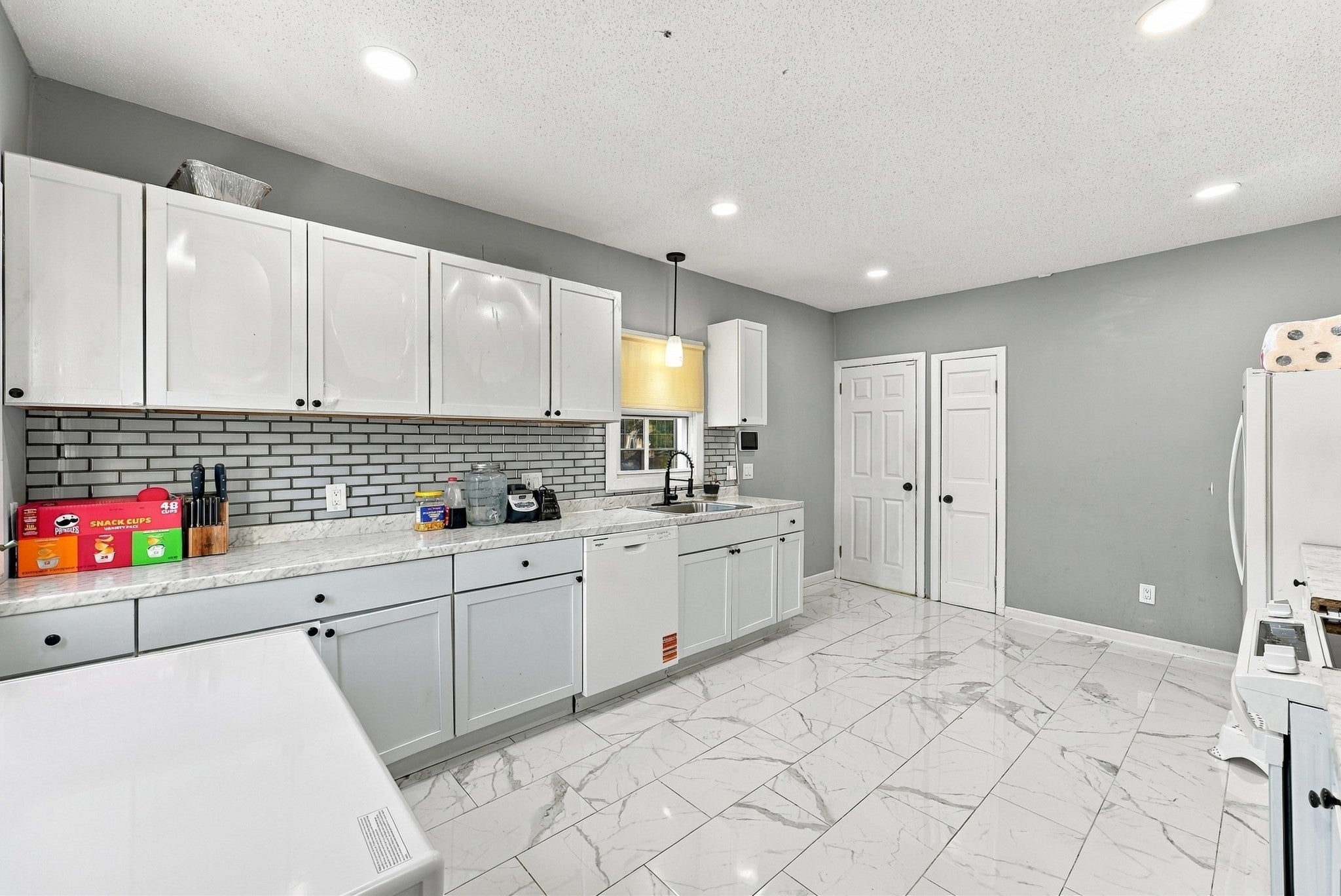 31 Burton Street, Springfield, MA, 31 Burton Street, Springfield, MA Photo #5
