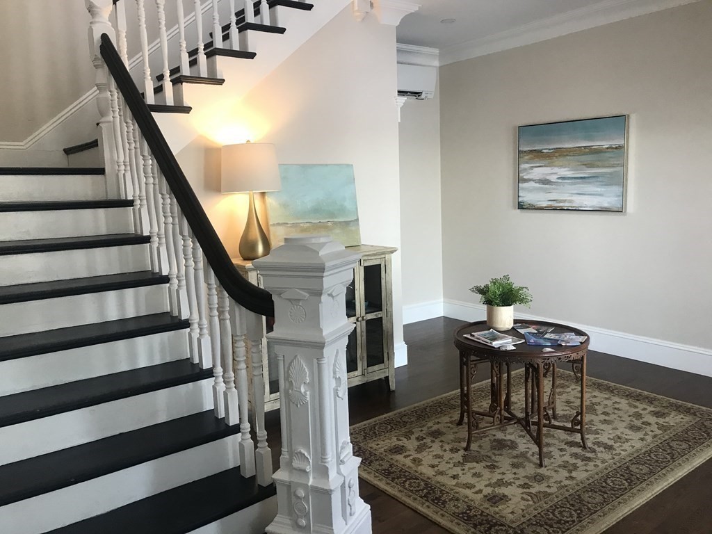 33 Lothrop Street 2nd fl