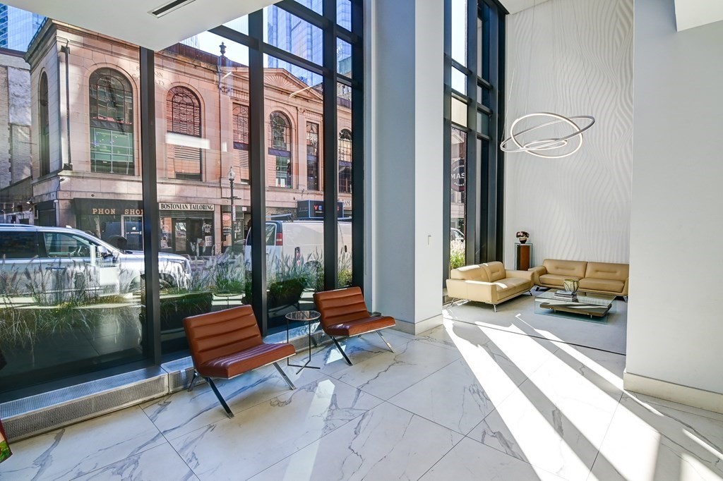 45 Province St 1105