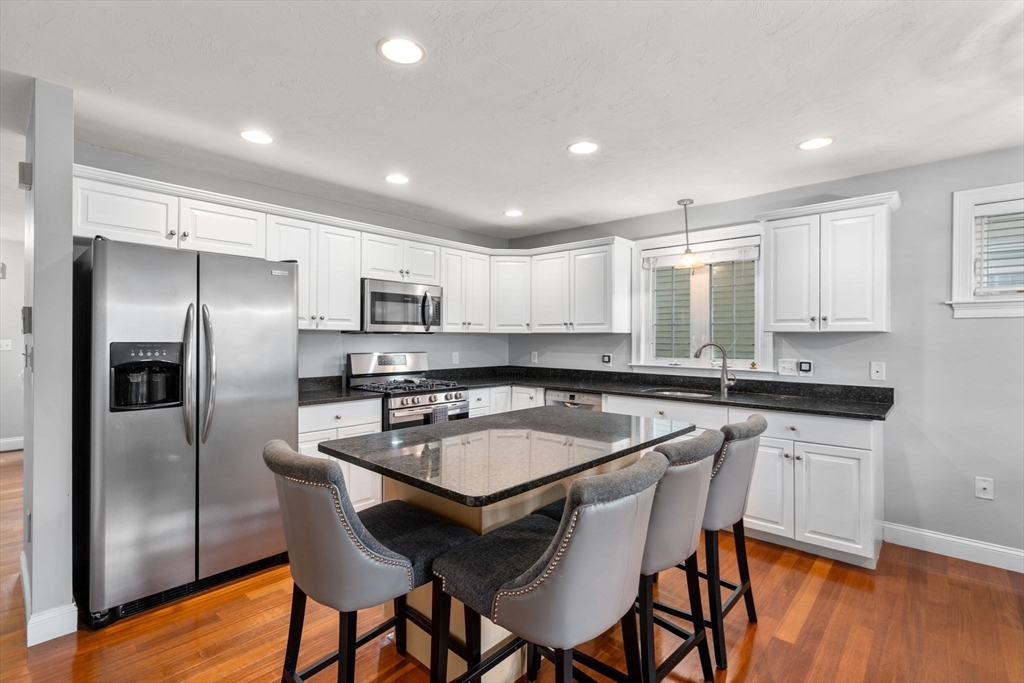 14 Dacy St 12