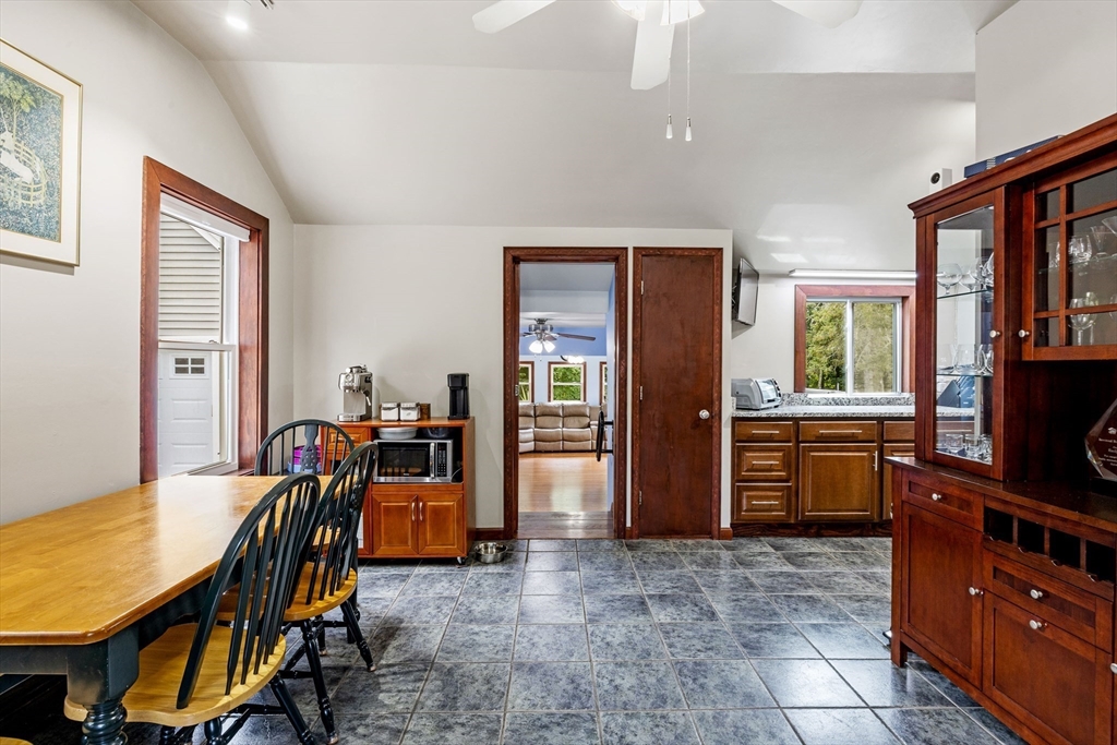 845 Middleboro Ave