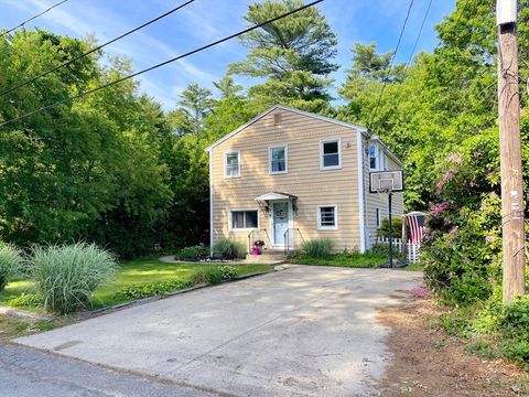 8 Sandy Lane Pembroke MA 02359