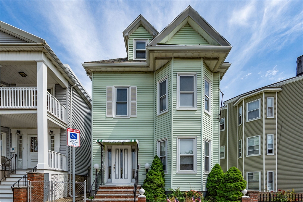 114 Byron Street