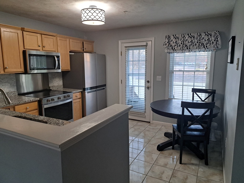 3 Boxberry Ln 3