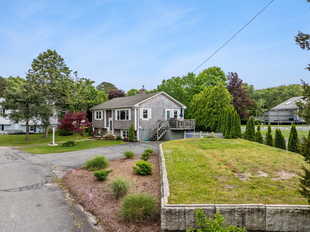 8 Stackpole Cir