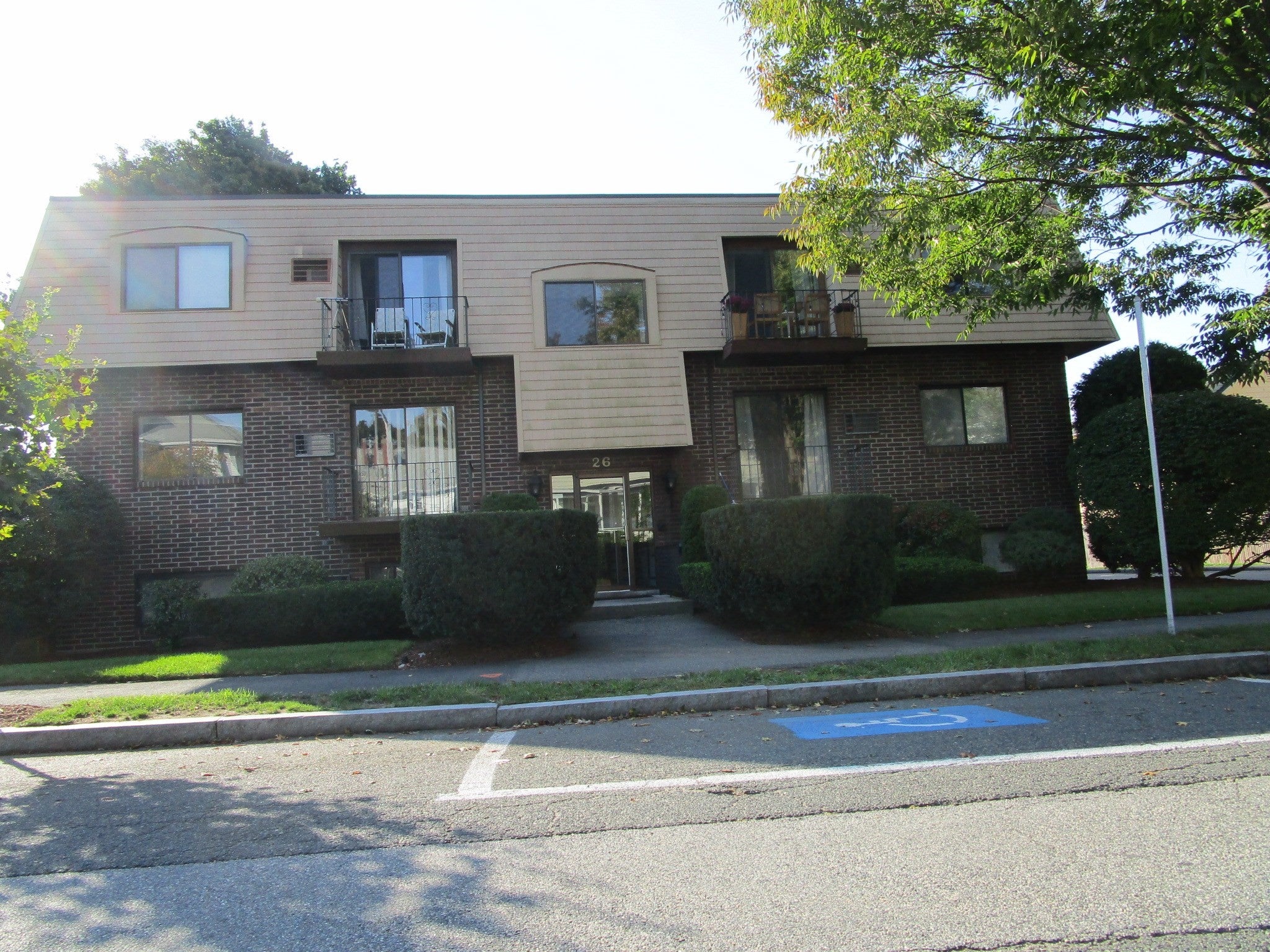 Photo of 26 Chestnut Street, Wakefield, MA