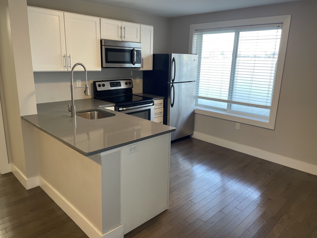 543 Dorchester Ave 2