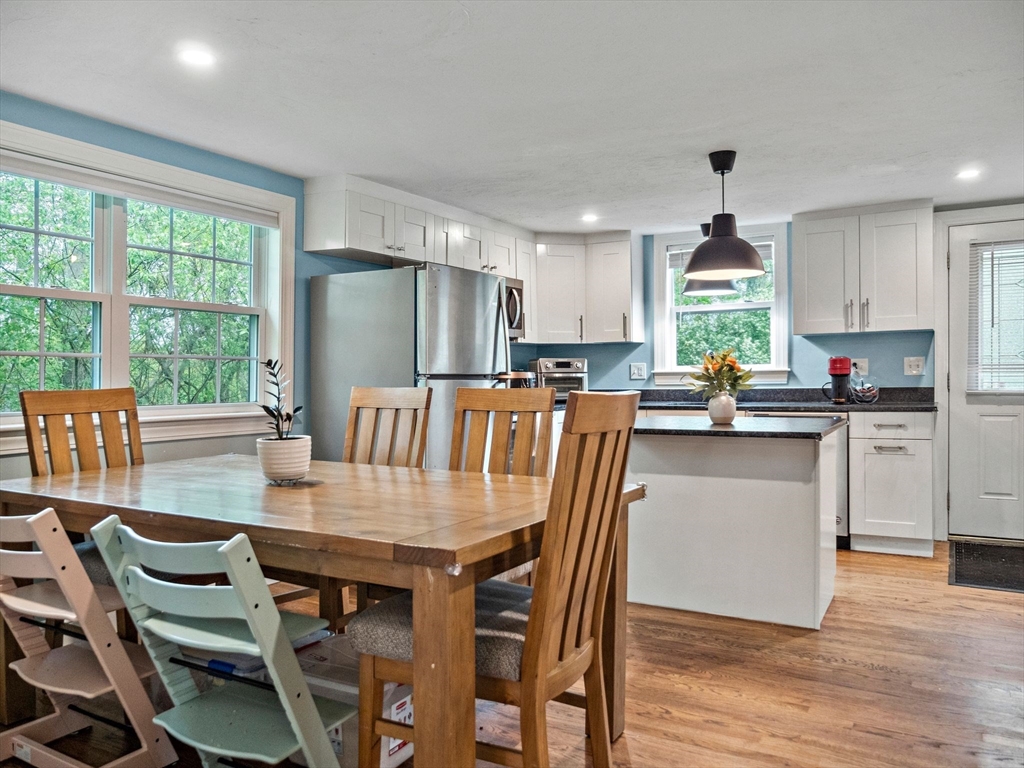 36 Brackett Rd