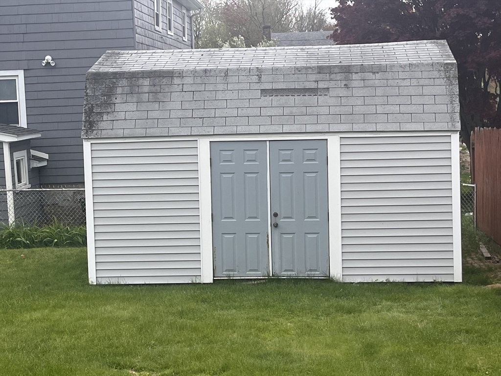 103 Tucker St, Fall River, MA Photo #6