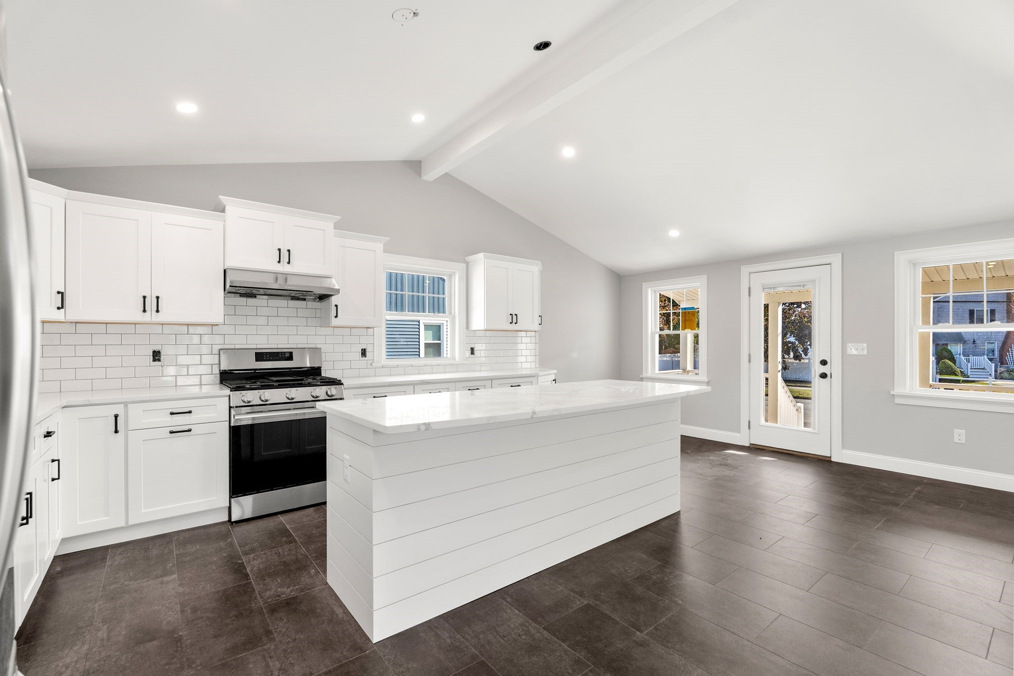 36 Macarthur Blvd, Danvers, MA, 36 Macarthur Blvd, Danvers, MA Photo #14