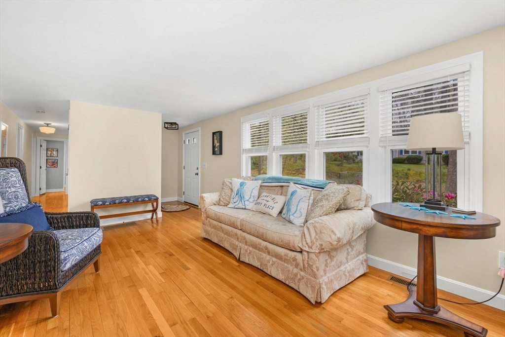 122 Salt Rock Rd, Barnstable, MA Photo #4