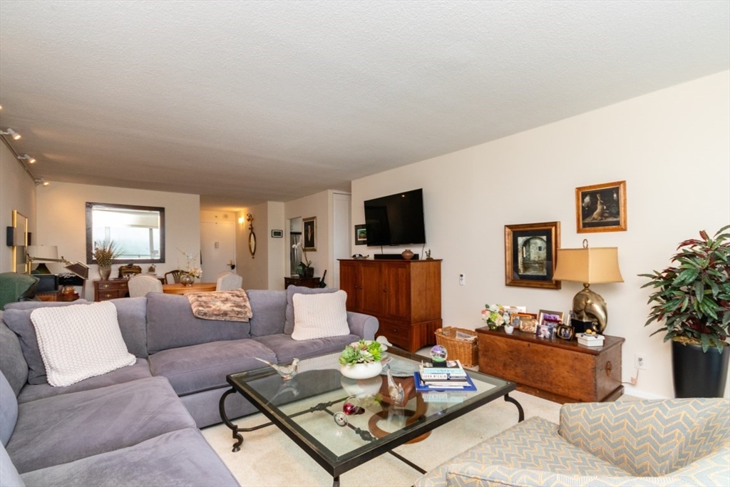 111 Perkins Street 174