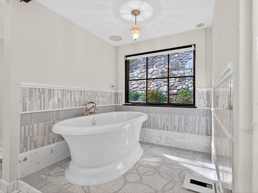 18 Middlesex St, Winchester, MA, 18 Middlesex St, Winchester, MA Photo #17