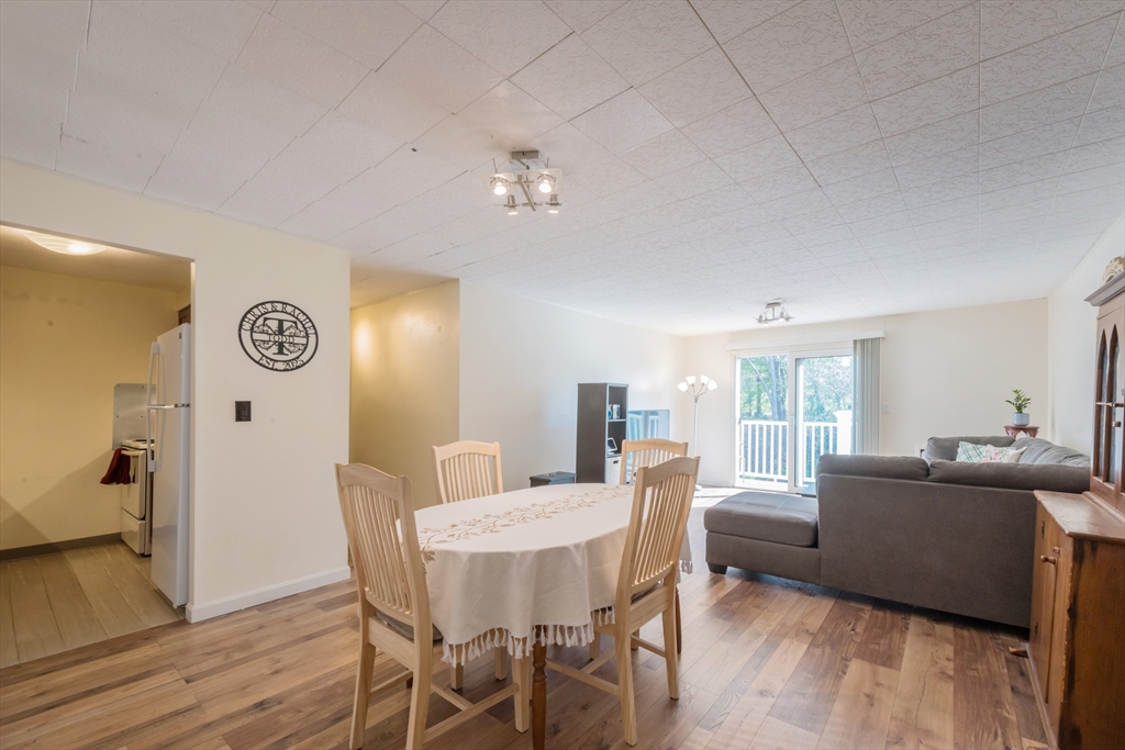180 Main St F147