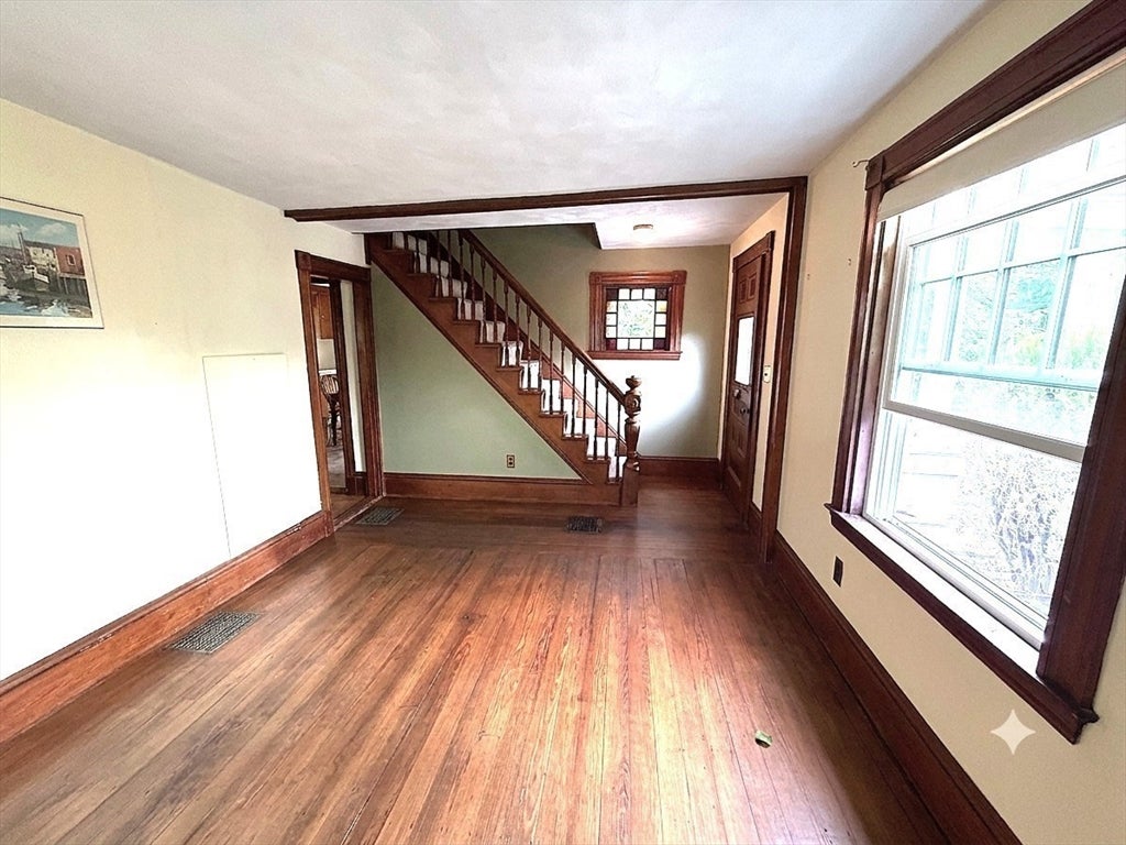 63 Howard St