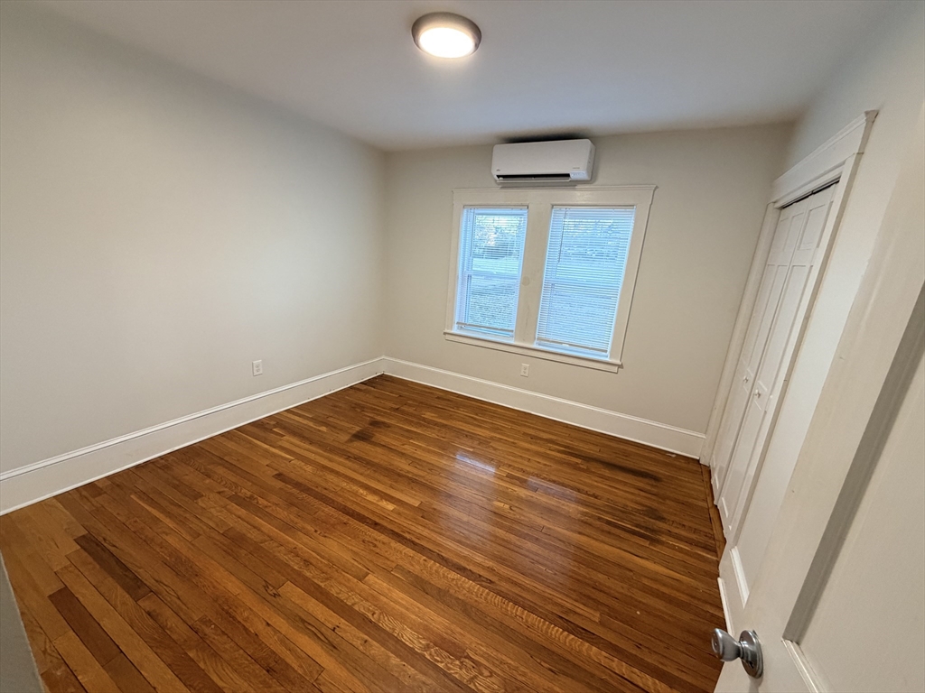 249 Hyde Park Ave 1R