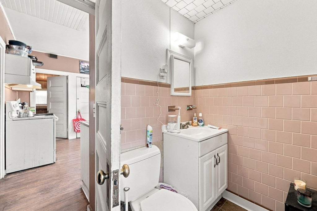 35 Birch St, Quincy, MA, 35 Birch St, Quincy, MA Photo #11