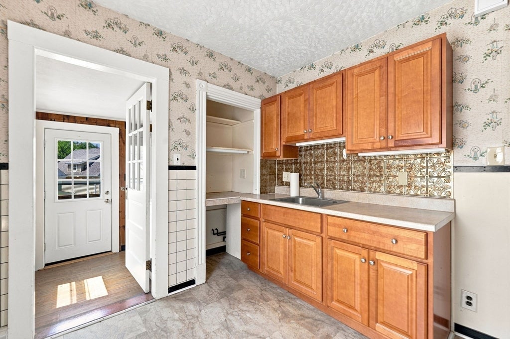 35 Birch St, Quincy, MA, 35 Birch St, Quincy, MA Photo #14