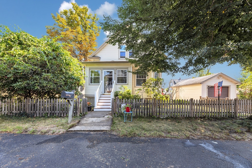 39 Arbor Lane