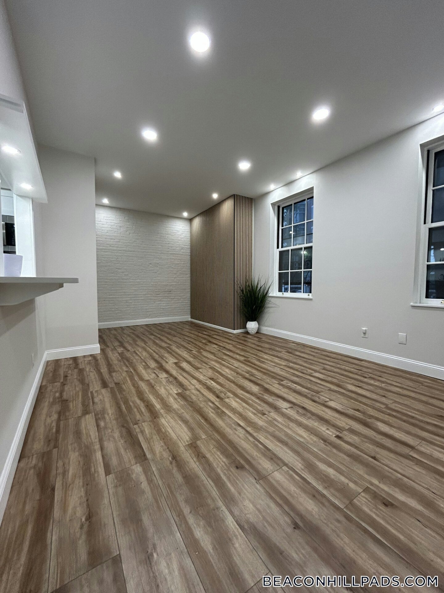 17 Bowdoin St 1B