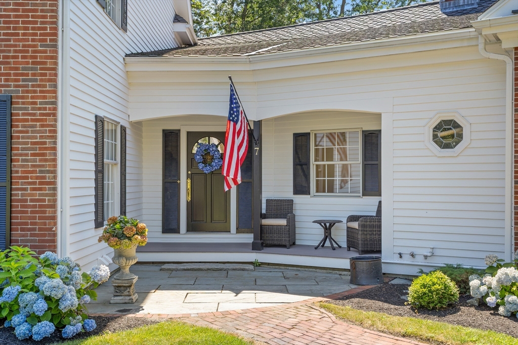 7 Lothrop Circle