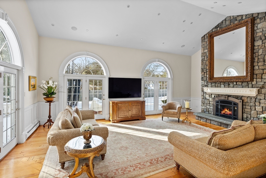7 Lothrop Circle