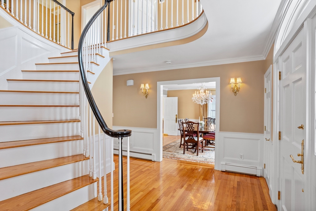 7 Lothrop Circle
