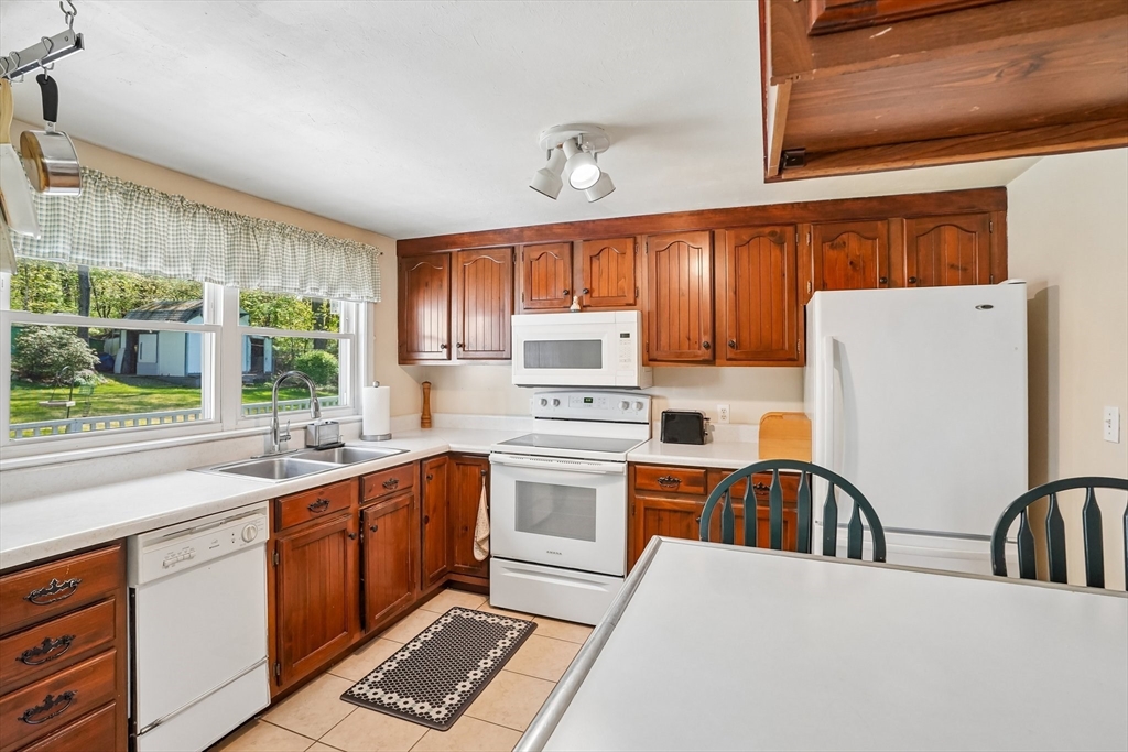 47 Cordaville Rd, Ashland, MA, 47 Cordaville Rd, Ashland, MA Photo #3