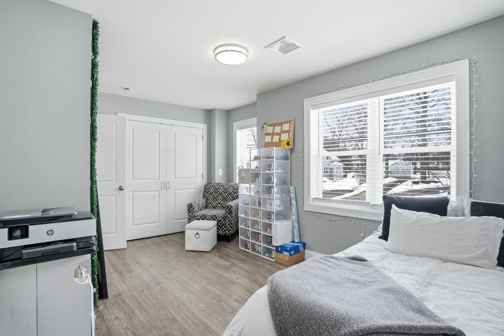 626 Sheridan St, Chicopee, MA, 626 Sheridan St, Chicopee, MA Photo #15