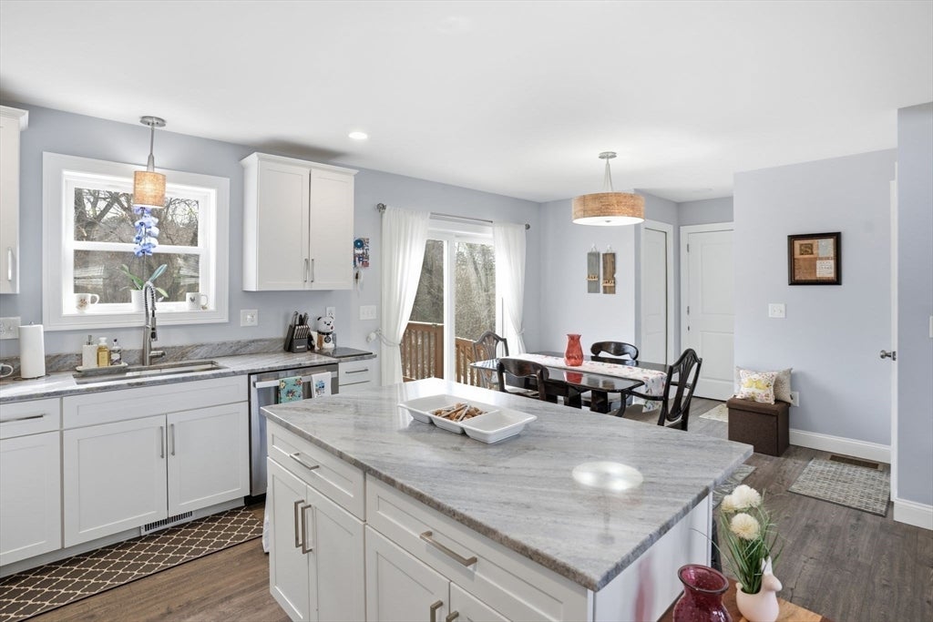 626 Sheridan St, Chicopee, MA, 626 Sheridan St, Chicopee, MA Photo #9
