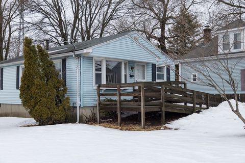 71 Birchland Ave Pawtucket RI 02860