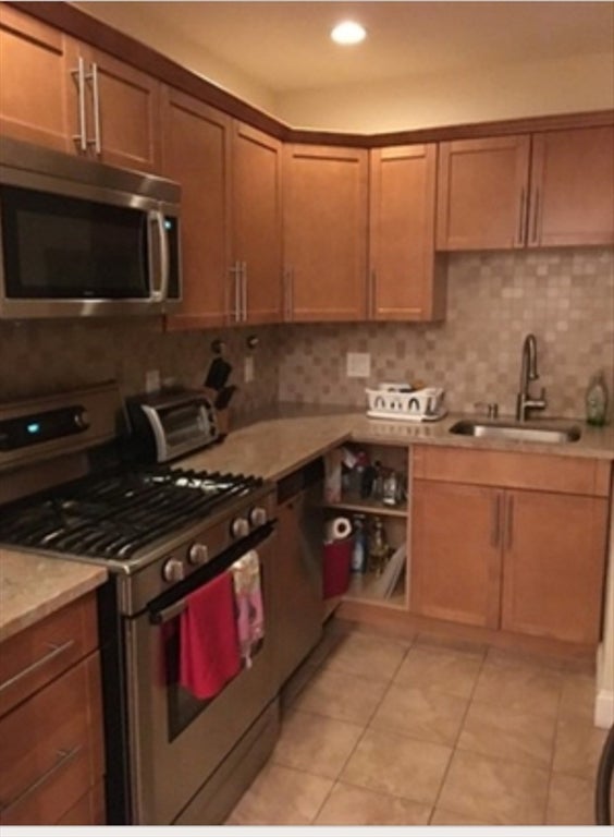 300 Tremont St #15, Newton, MA Photo #1