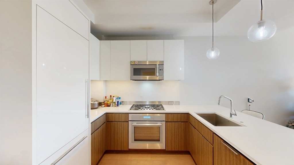 100 Shawmut Ave 1109