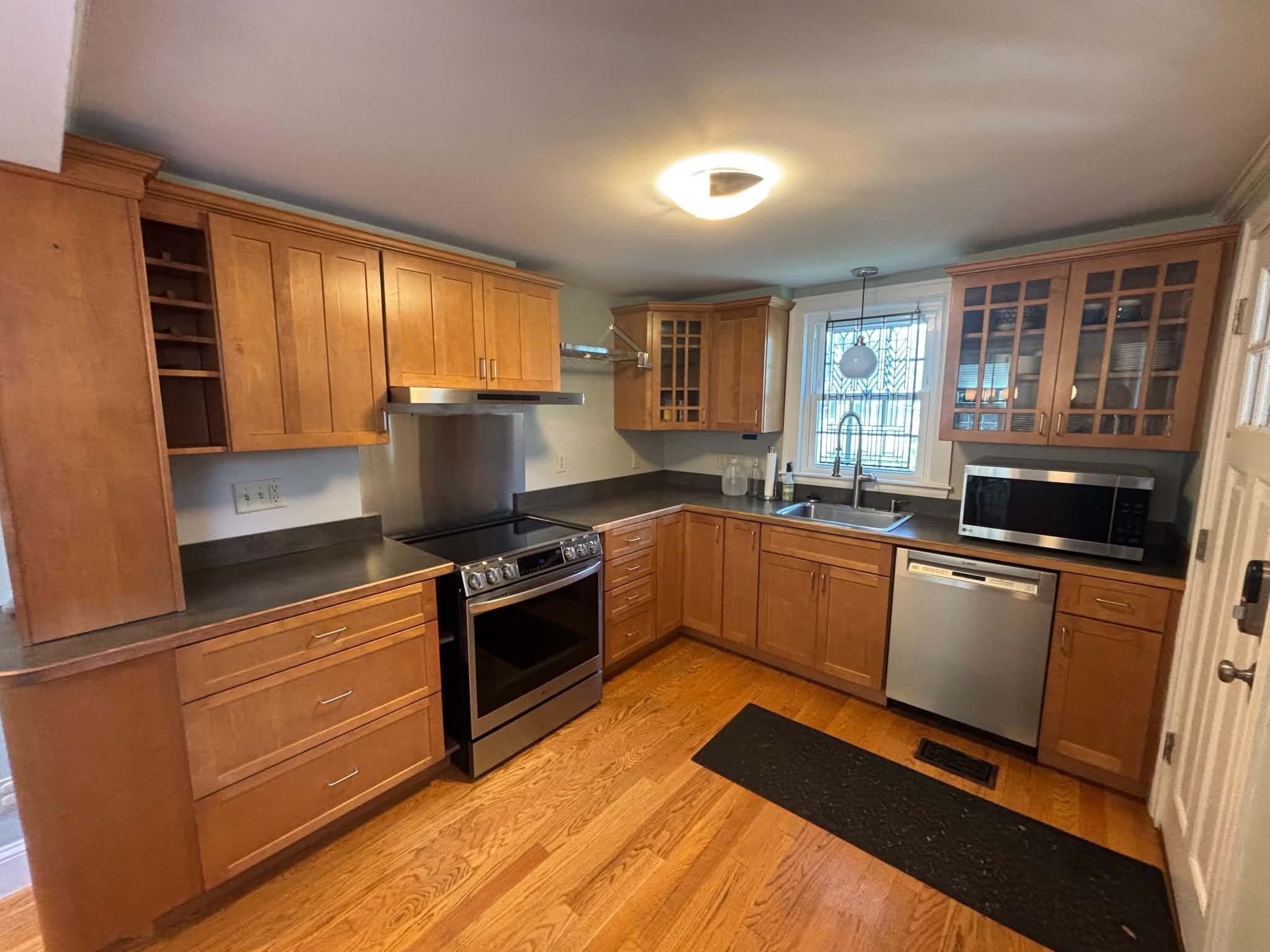 896 East St, Dedham, MA, 896 East St, Dedham, MA Photo #3