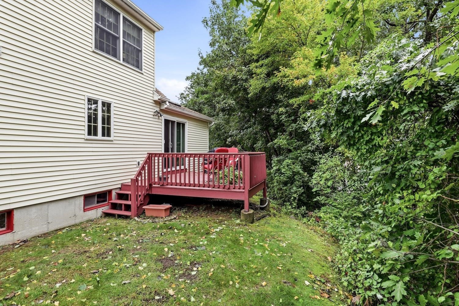 29 Hill Terrace, Ludlow, MA Photo #7