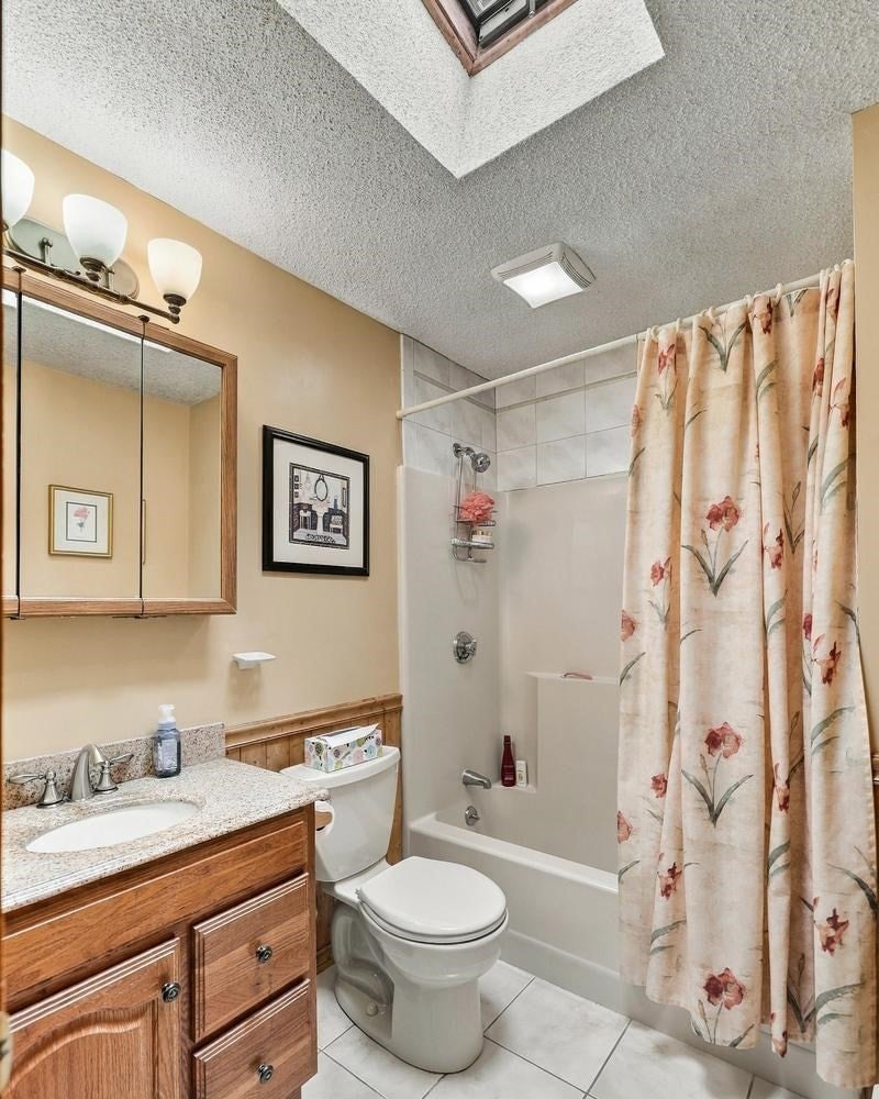 29 Hill Terrace, Ludlow, MA Photo #28