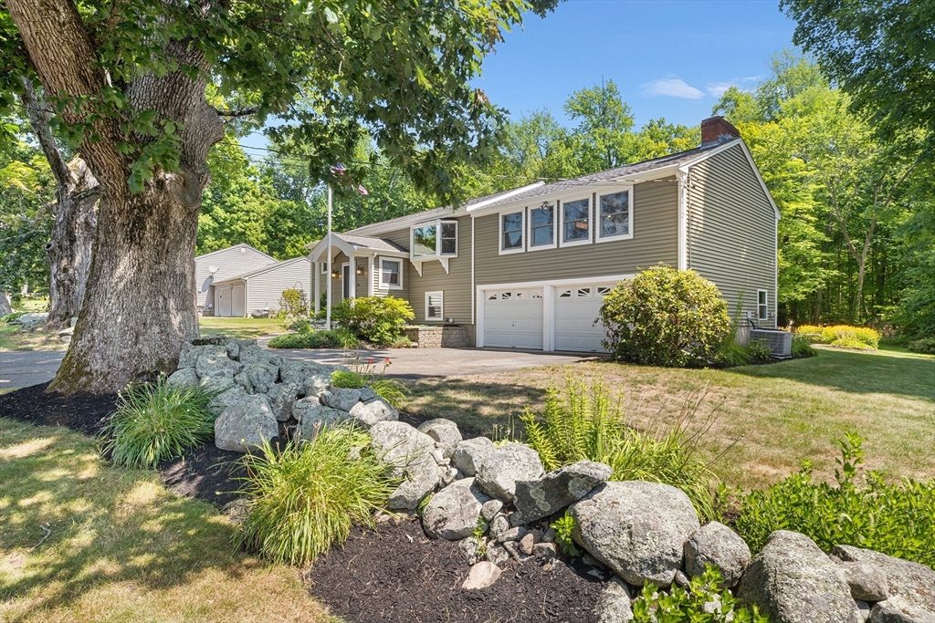 34 Maple St