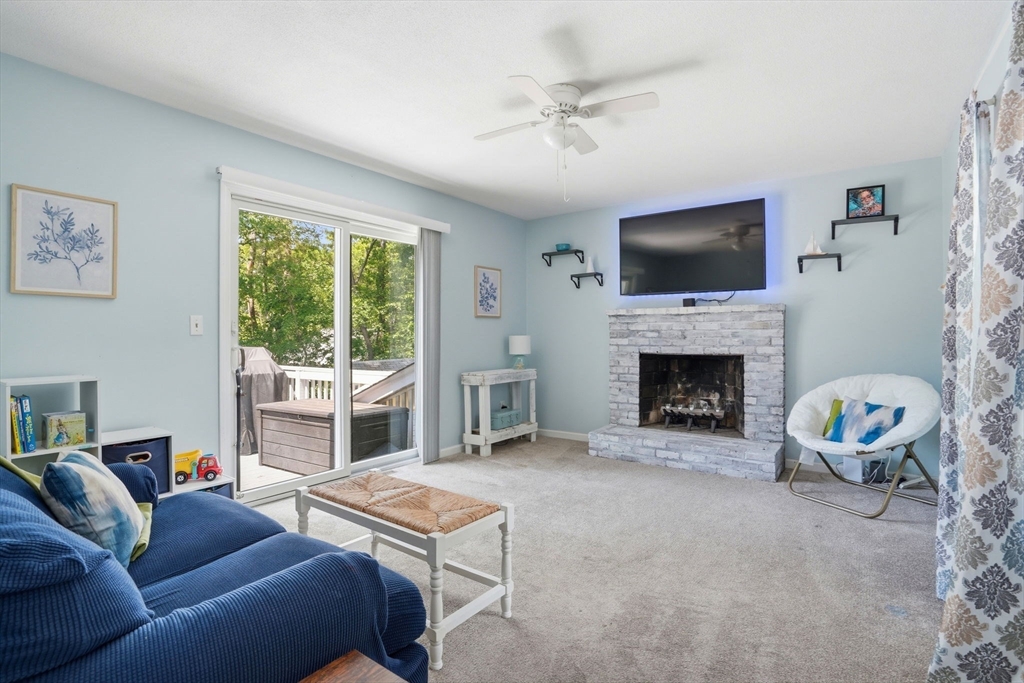 50 Blackmount Dr