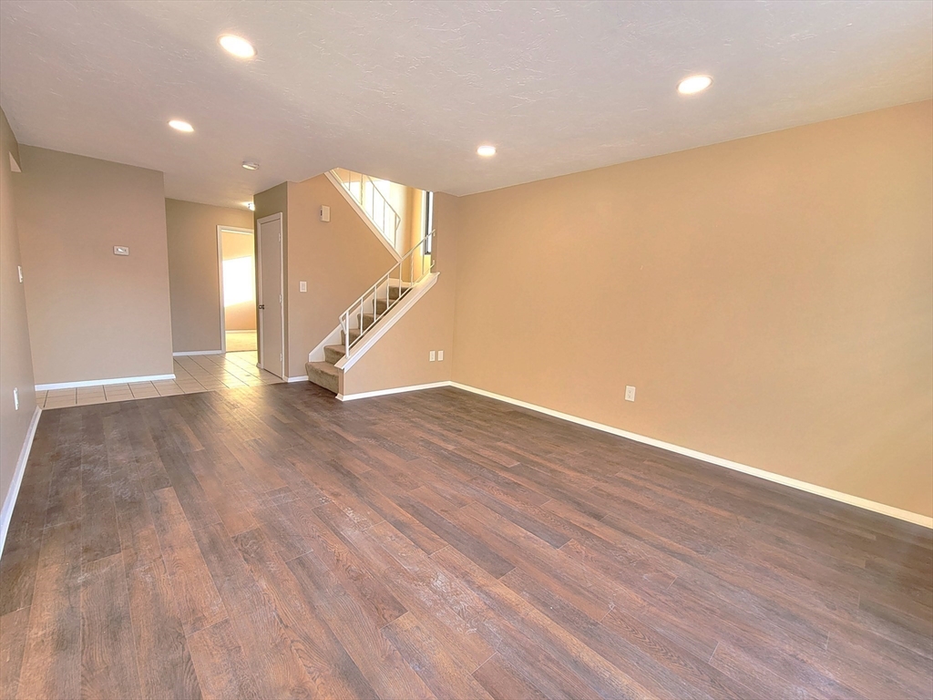 17 Elderwood Drive 17