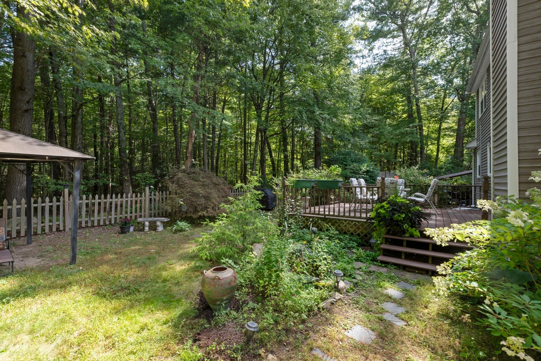 17 Conservation Drive, Douglas, MA Photo #9
