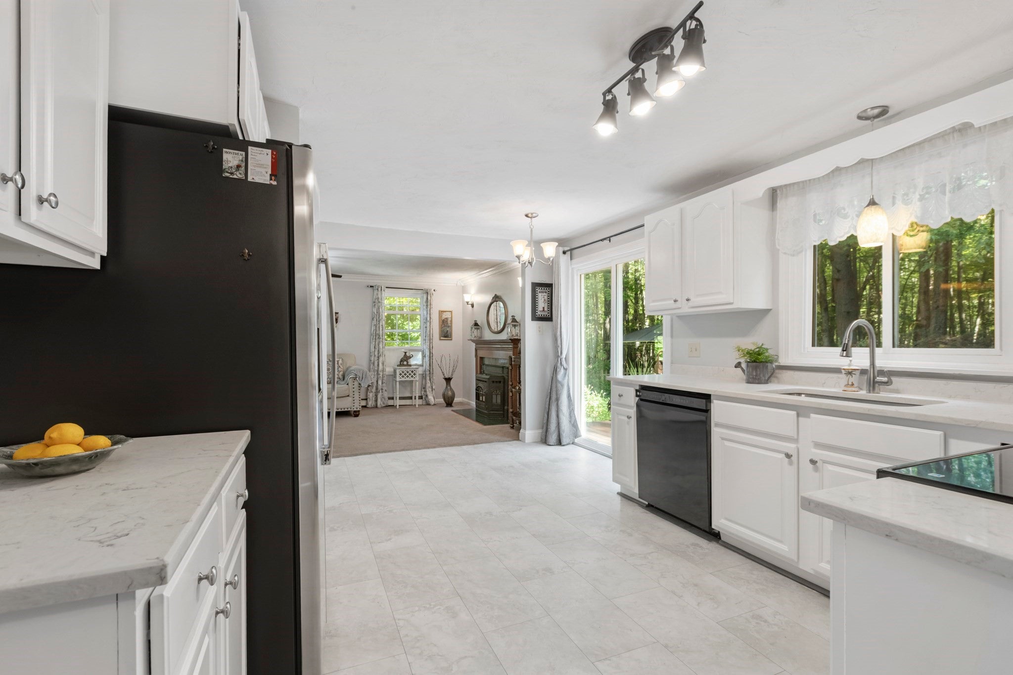17 Conservation Drive, Douglas, MA Photo #26